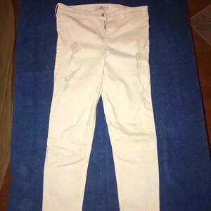 🌟White Skinny Jeans🌟